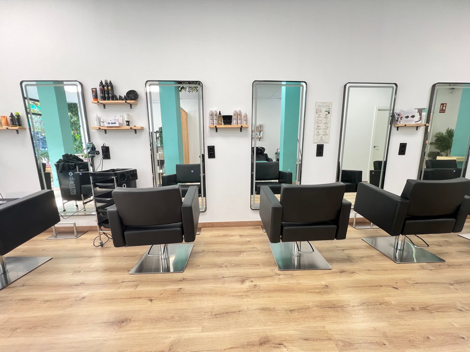 KMon Styling Stations